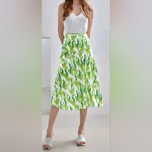 SOLD Women's Lime Green Silk Skirt - Size Small (4)